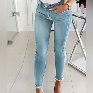 Women’s Curvy Stretch Pull On Jeans Size 16